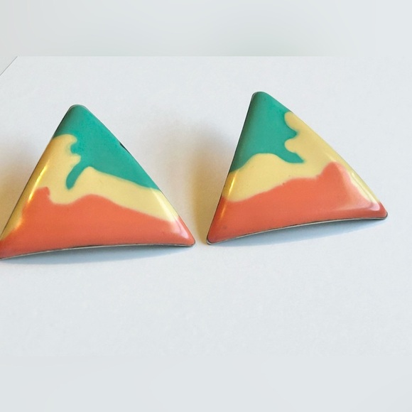 Vintage 80s Enamel Triangle Earrings Color Block Geometric Studs Bold Earrings - Picture 3 of 9